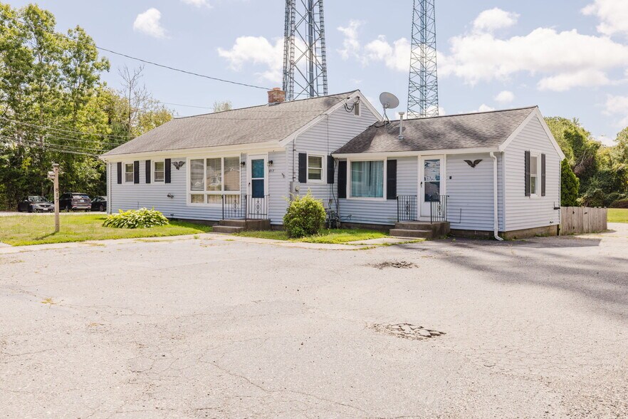 817 State Rd, Westport, MA à vendre - Photo du bâtiment - Image 3 de 36