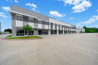 Plus de détails pour 13911 Service Center Dr, Tomball, TX - Local d'activités à louer