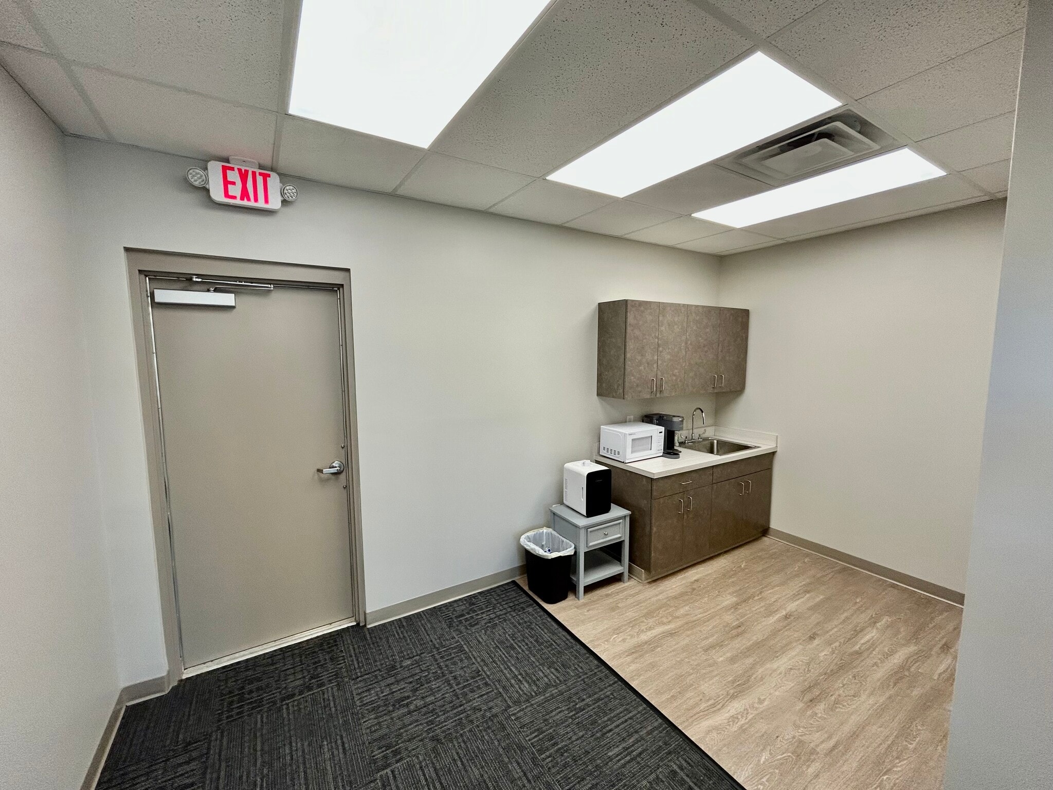 104 Clarence F Warner Dr, Monroe, OH for lease Interior Photo- Image 1 of 4