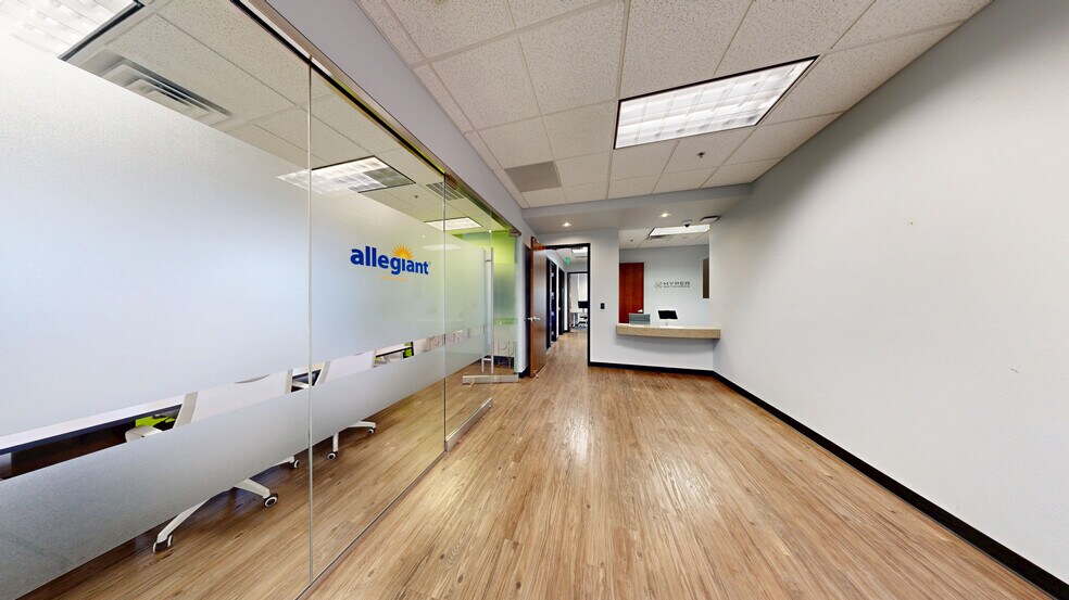 3195 Saint Rose Pky, Henderson, NV à louer - Numérisation 3D de Matterport - Image 2 de 39