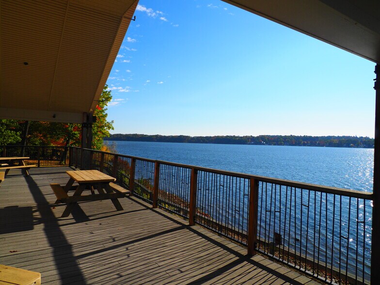 6853 W Lake Rd, Silver Springs, NY à vendre - Photo du bâtiment - Image 3 de 12