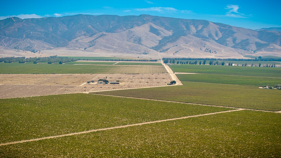 31681 Gloria rd, Gonzales, CA for sale - Building Photo - Image 2 of 17