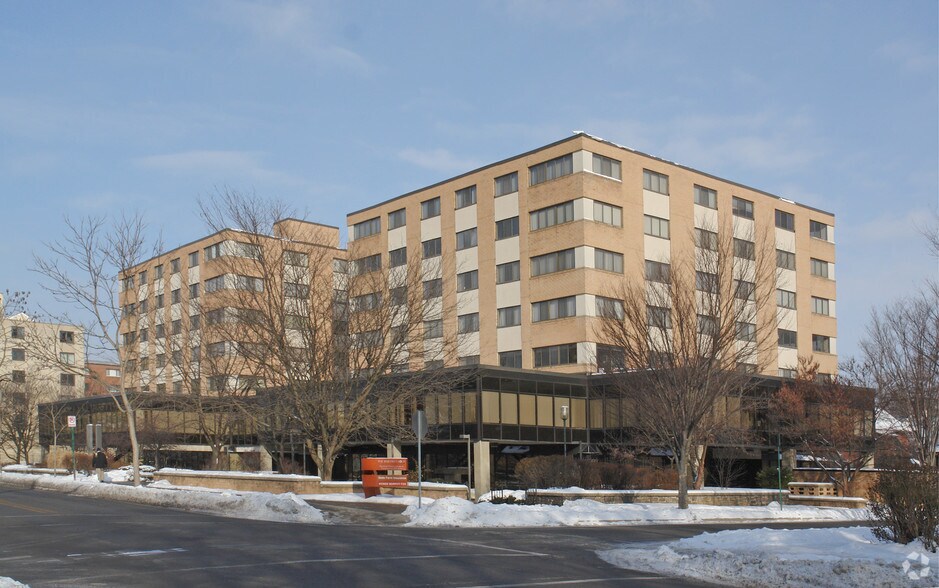 403 S Allen St, State College, PA à vendre - Photo principale - Image 1 de 1