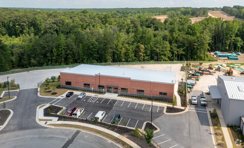 900 Bricksteel Ln, Garner, NC for lease - Building Photo - Image 3 of 8