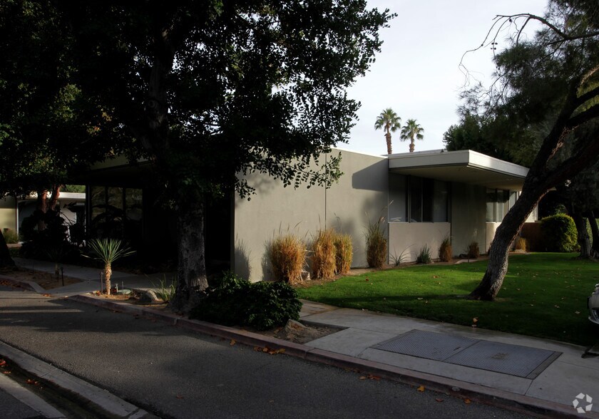 185 S Civic Dr, Palm Springs, CA for sale - Primary Photo - Image 1 of 2