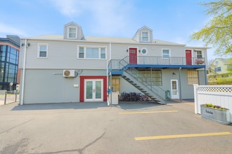 151 E Prospect Ave, Mamaroneck, NY for lease Interior Photo- Image 2 of 3