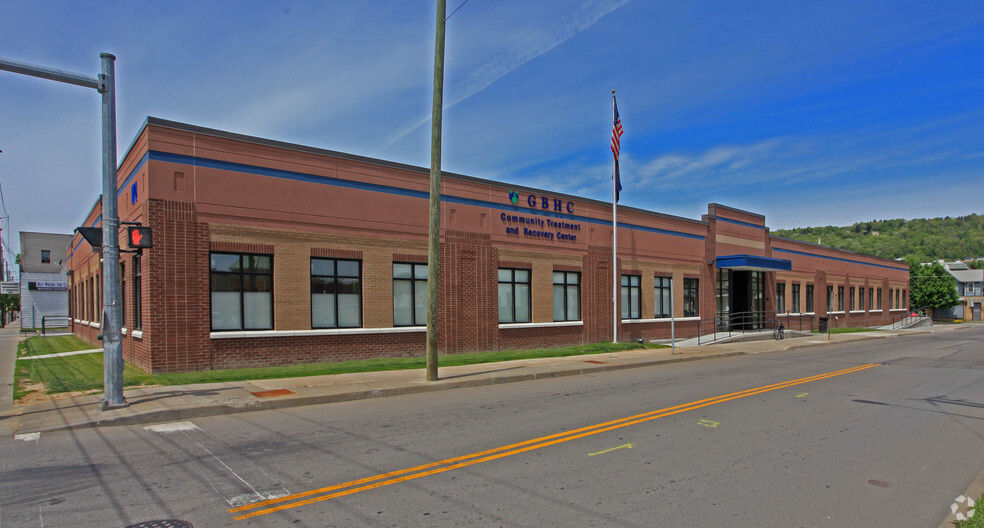 114 Clinton St, Binghamton, NY for sale - Primary Photo - Image 1 of 1