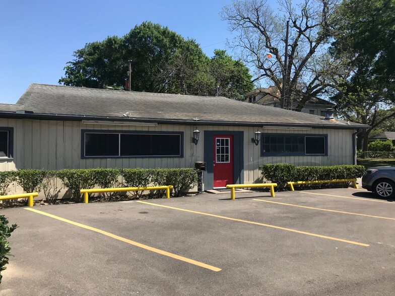 3206 Houston Ave, Houston, TX for lease - Primary Photo - Image 1 of 18