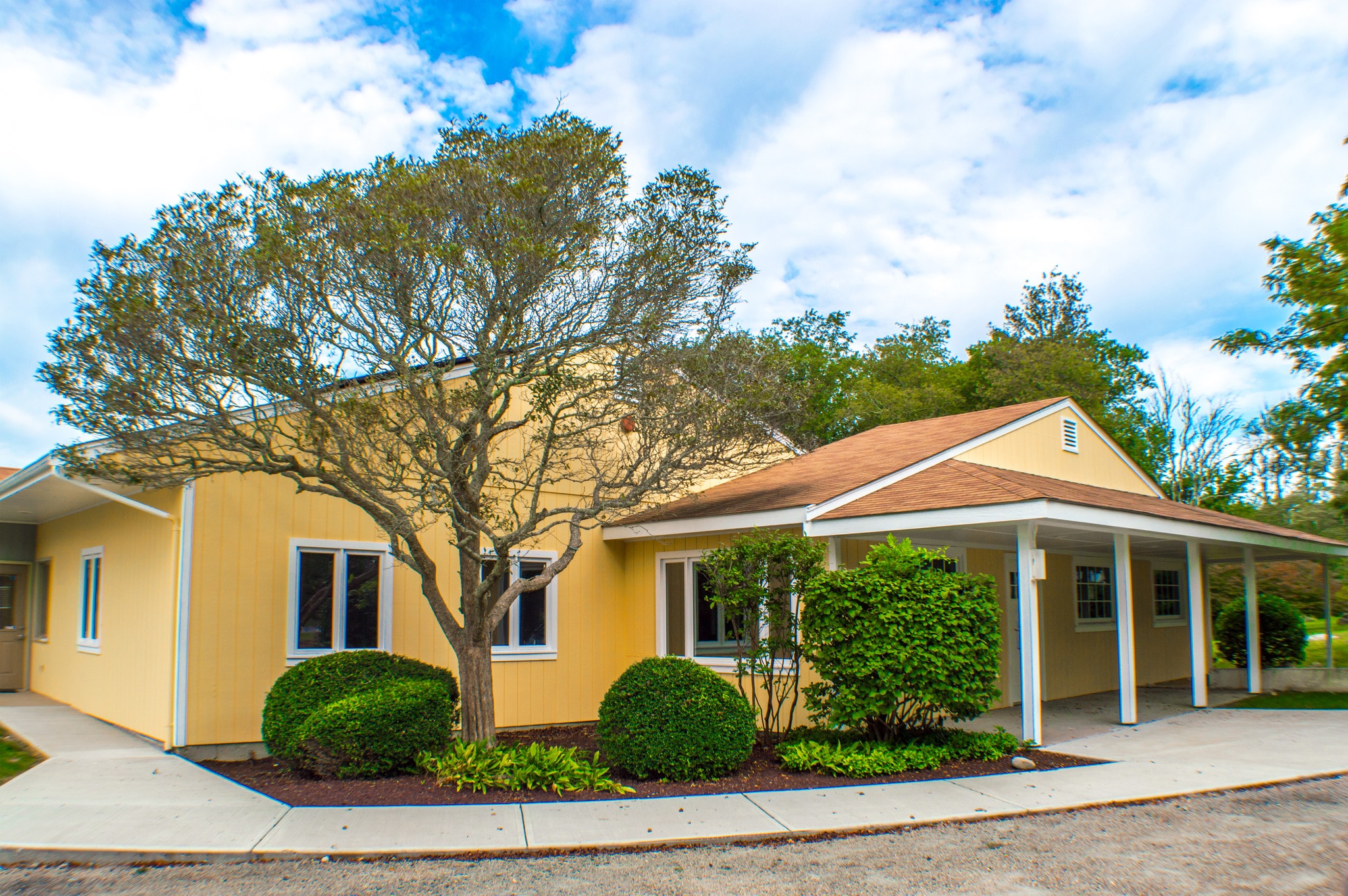 999 Main Rd, Westport, MA for lease Primary Photo- Image 1 of 3