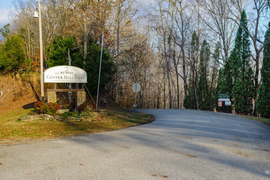 358 Relax Dr, Smithville, TN à vendre - Photo du bâtiment - Image 2 de 17