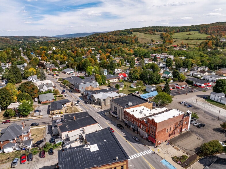 23 W Main St, Canton, PA à vendre - Photo du bâtiment - Image 3 de 46