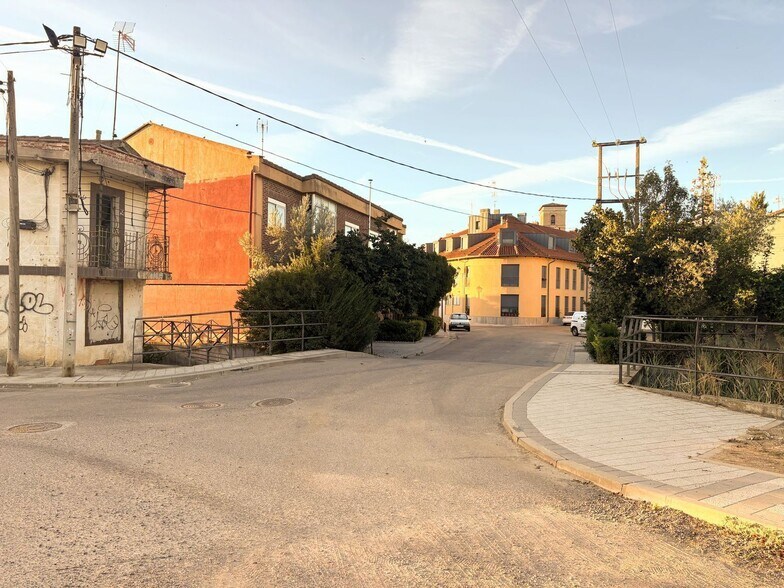 Cigales, 2, Fuensaldaña, Valladolid à vendre - Photo du bâtiment - Image 2 de 19
