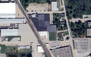 729 Chapman Ave, Neenah, WI - Aerial map view