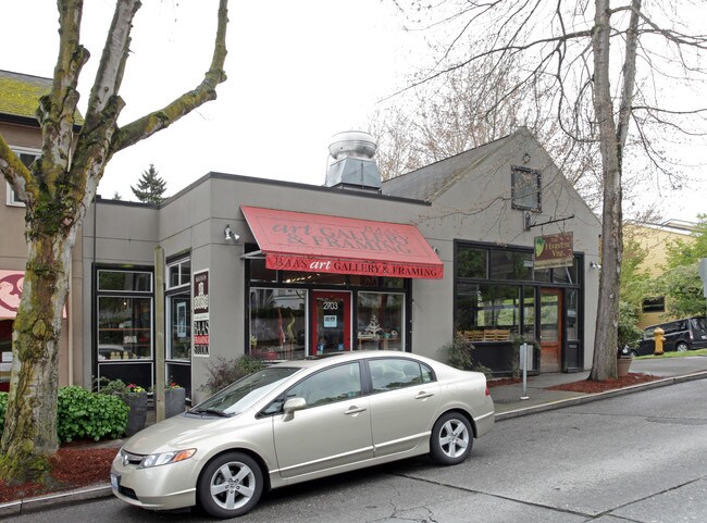 Plus de détails pour 2701-2703 E Madison St, Seattle, WA - Commerce de détail à louer
