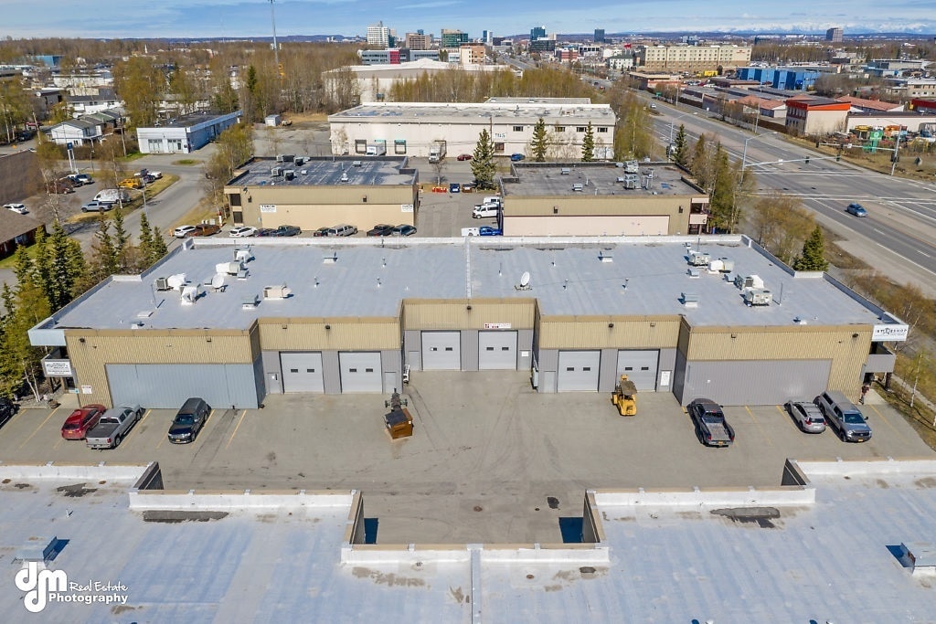 5701 Silverado Way, Anchorage, AK for lease Interior Photo- Image 1 of 9