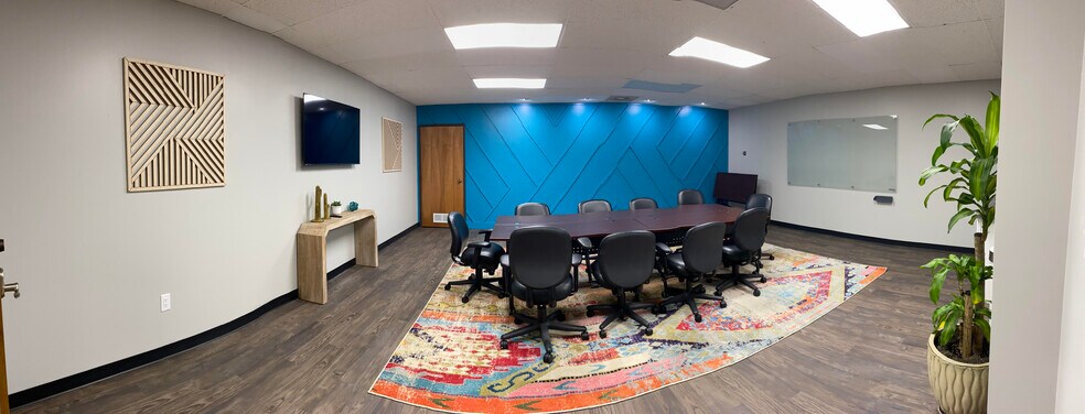 2080 N State Highway 360, Grand Prairie, TX à louer - Photo intérieure - Image 3 de 12