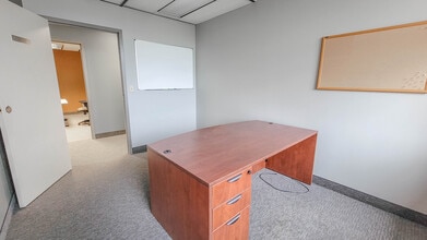 10000 Highway 55, Plymouth, MN for lease Interior Photo- Image 2 of 9