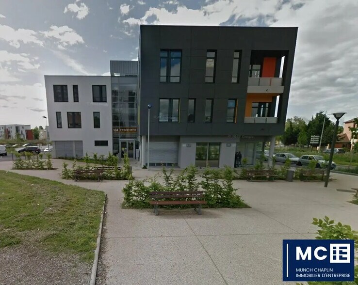 Bureau dans Strasbourg à louer - Photo du bâtiment - Image 1 de 8