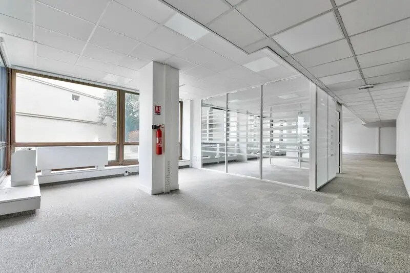 Bureau dans Saint-Cloud à louer - Photo intérieure - Image 2 de 8