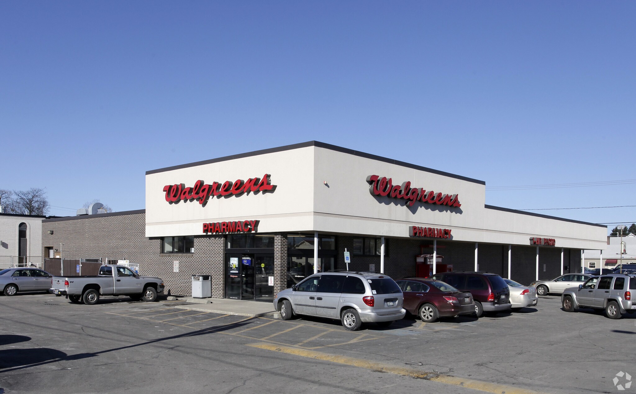 1010 Park Ave, Cranston, RI à louer Photo du bâtiment- Image 1 de 4