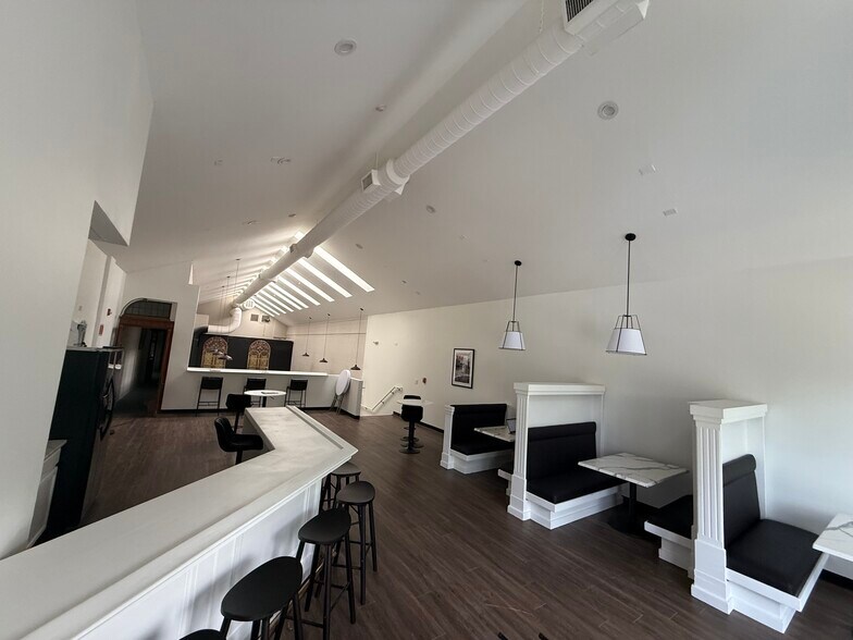 310 Wilcox St, Castle Rock, CO à vendre - Photo du bâtiment - Image 2 de 14