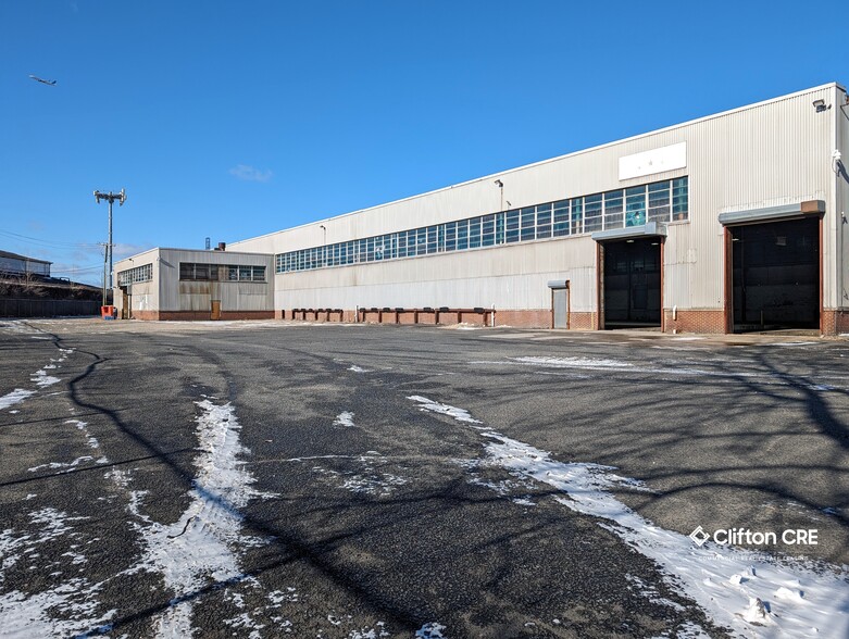 7 Slater Dr, Elizabeth, NJ for lease - Building Photo - Image 1 of 8