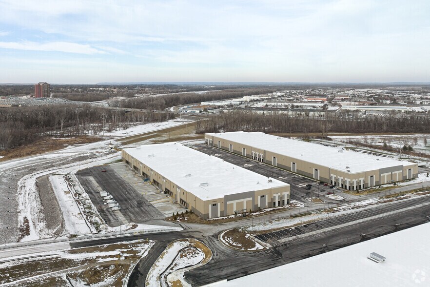 13975 Riverport Place Dr, Maryland Heights, MO for lease - Aerial - Image 2 of 9