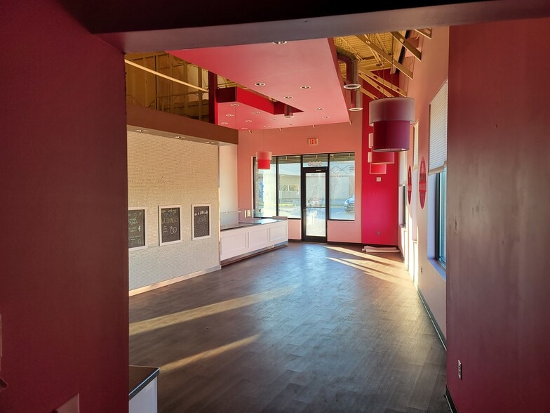 6228-6238 Monticello Rd, Shawnee, KS à louer - Photo intérieure - Image 3 de 7