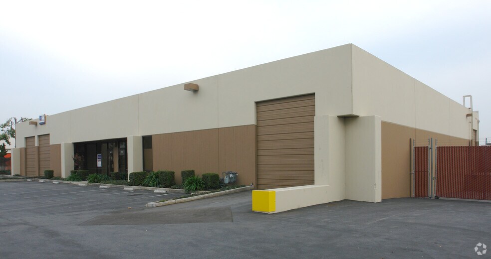 1051-1055 Pecten Ct, Milpitas, CA à louer - Photo du bâtiment - Image 3 de 3
