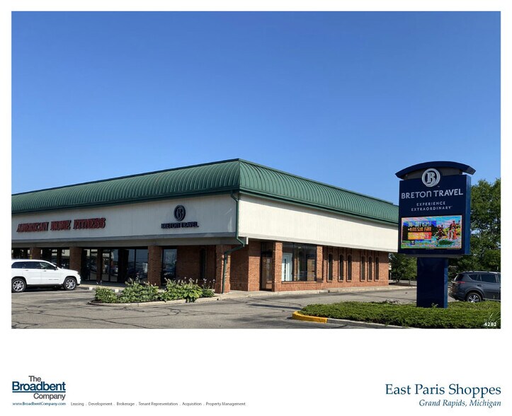 3923-3999 28th St SE, Grand Rapids, MI à louer - Photo du bâtiment - Image 2 de 8