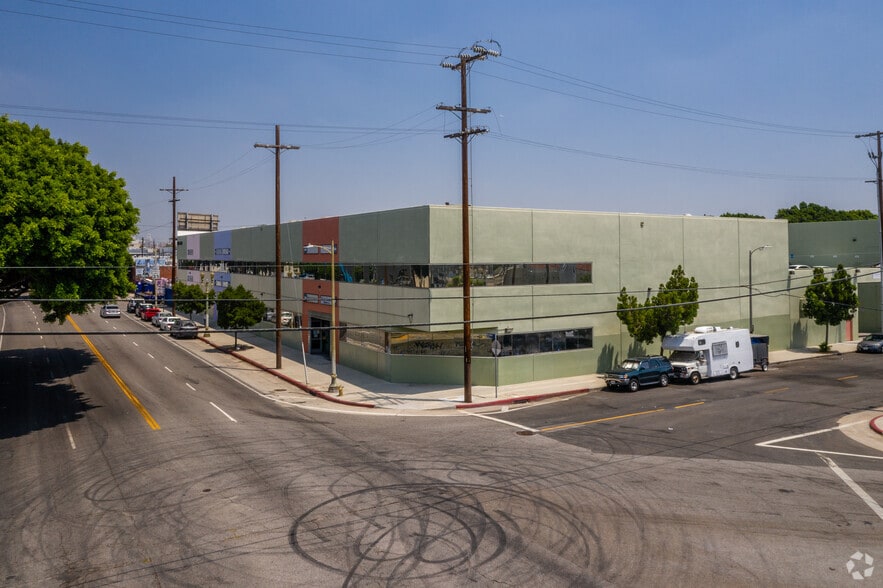 3490 S Broadway, Los Angeles, CA for lease - Building Photo - Image 2 of 21