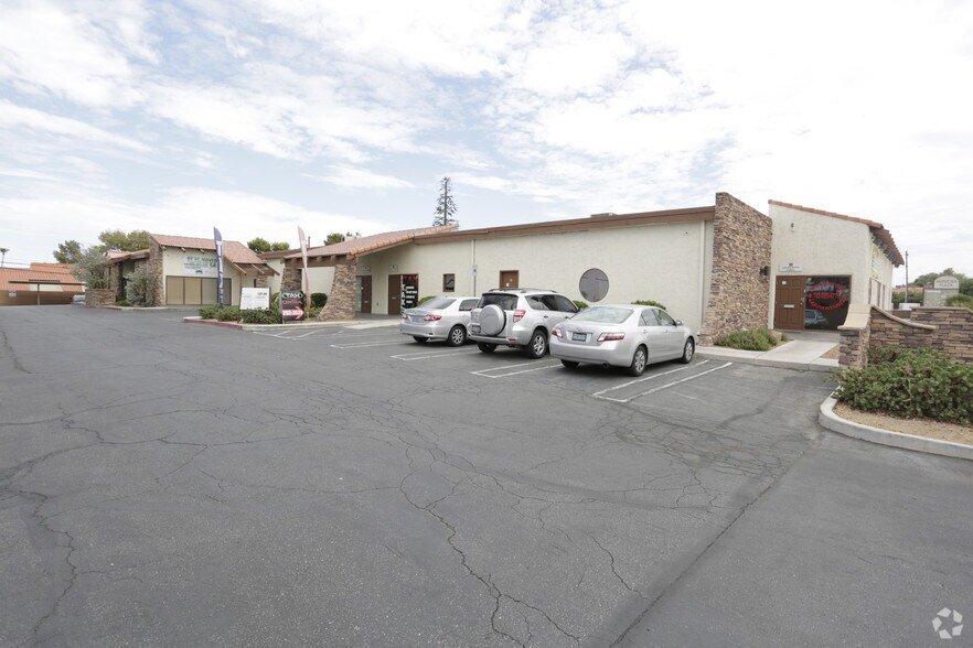3376 S Eastern Ave, Las Vegas, NV à louer - Photo du bâtiment - Image 3 de 16
