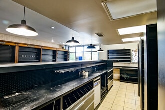 4104 Tate St, Covington, GA for lease Interior Photo- Image 2 of 4