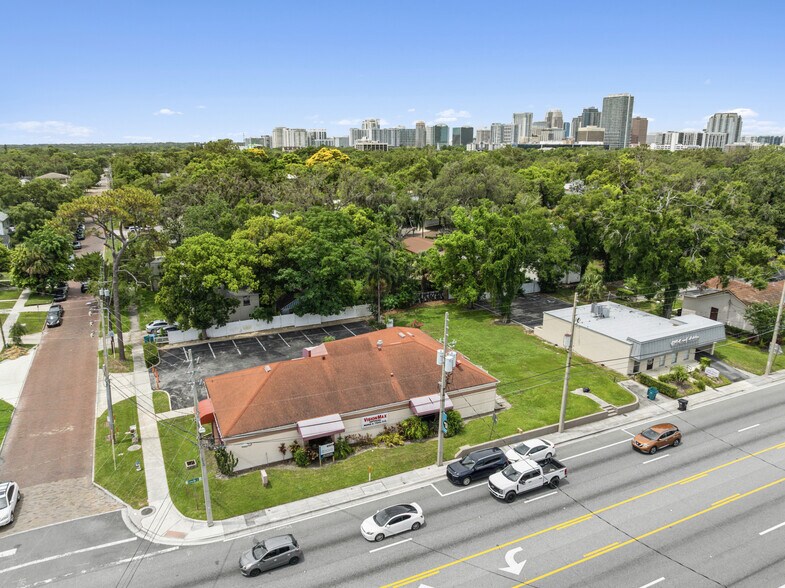 818 E Colonial Dr, Orlando, FL à vendre - Photo du bâtiment - Image 3 de 37