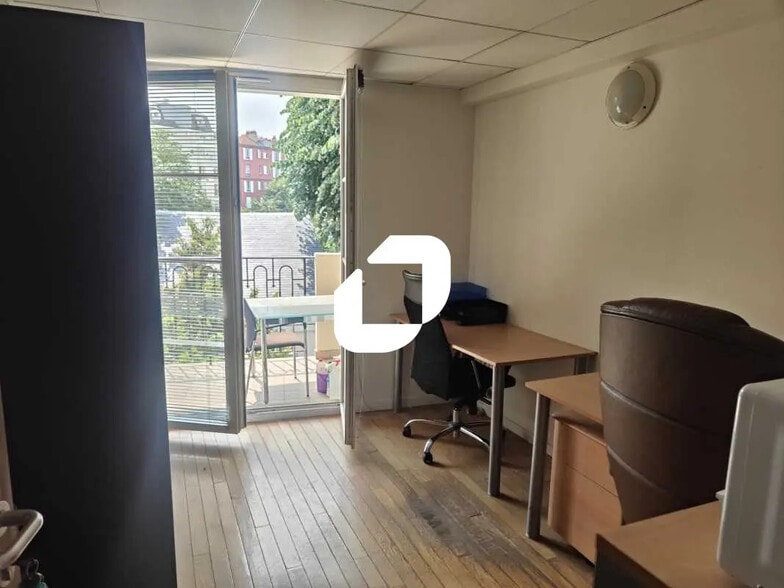 Office in Puteaux for sale - Building Photo - Image 2 of 5