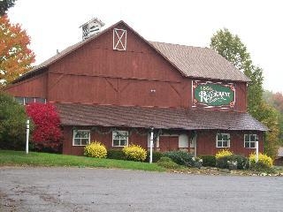 8399 Sharon Mercer Rd, Mercer, PA for sale - Primary Photo - Image 1 of 1