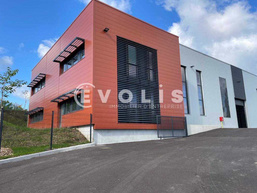45 Boucle De La Ramée, Saint-Quentin-Fallavier for sale Building Photo- Image 1 of 9