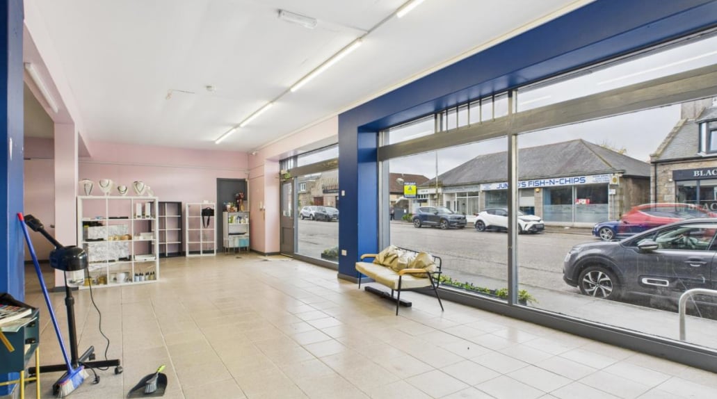 242 North Deeside Rd, Peterculter for lease Interior Photo- Image 1 of 2