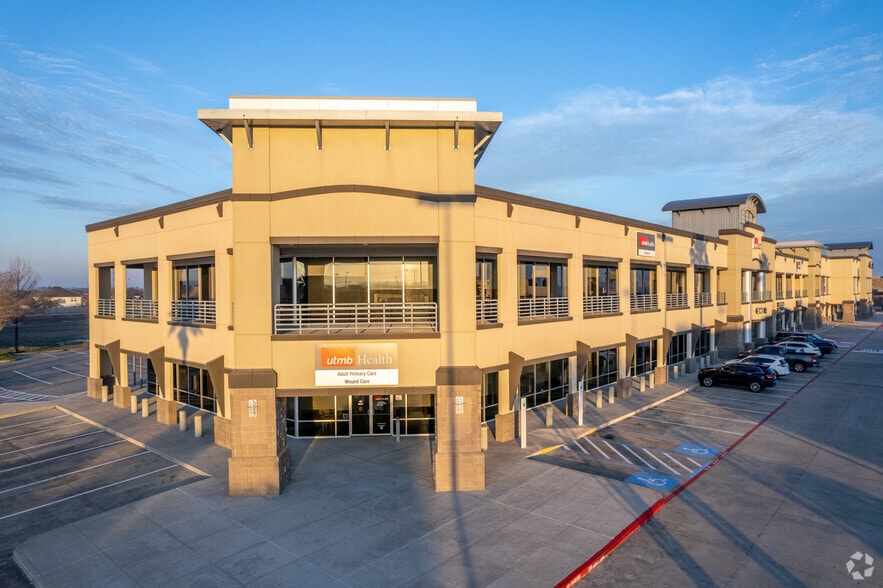 1818 FM 646, League City, TX à louer - Photo du bâtiment - Image 3 de 14