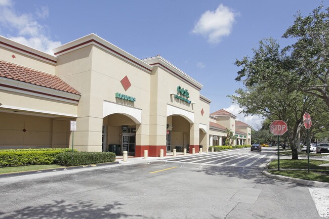 Plus de détails pour 1300 Coral Ridge Dr, Coral Springs, FL - Commerce de détail à louer