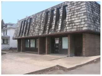 1524 38th St, Rock Island, IL for sale - Primary Photo - Image 1 of 48