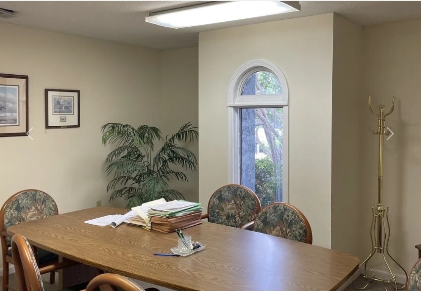 2050 Spaulding Dr, Charleston, SC for sale - Interior Photo - Image 3 of 3