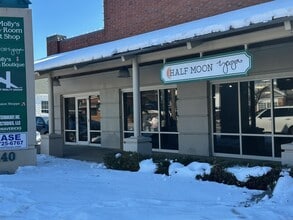 140 W Washington St, Medina, OH à louer Photo intérieure- Image 1 de 14