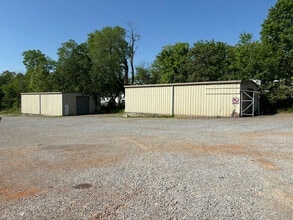 910 Power St, Clarksville, TN for lease Building Photo- Image 2 of 3