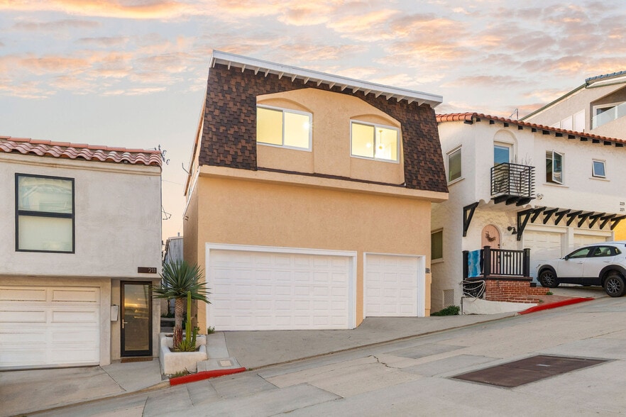 217 43rd St, Manhattan Beach, CA for sale - Building Photo - Image 3 of 28