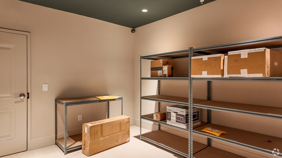 222 S Main St, Mooresville, NC à vendre - Photo intérieure - Image 3 de 60