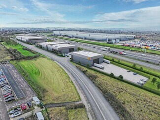 Plus de détails pour Luton Rd, Luton - Industriel à louer