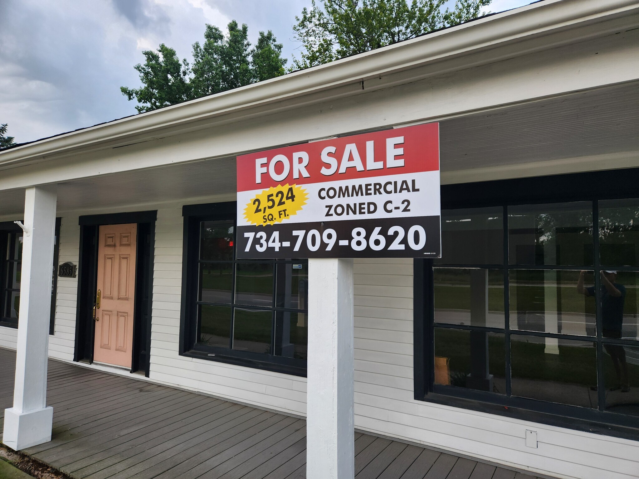 6585 Jackson Rd, Ann Arbor, MI à louer Photo principale- Image 1 de 10