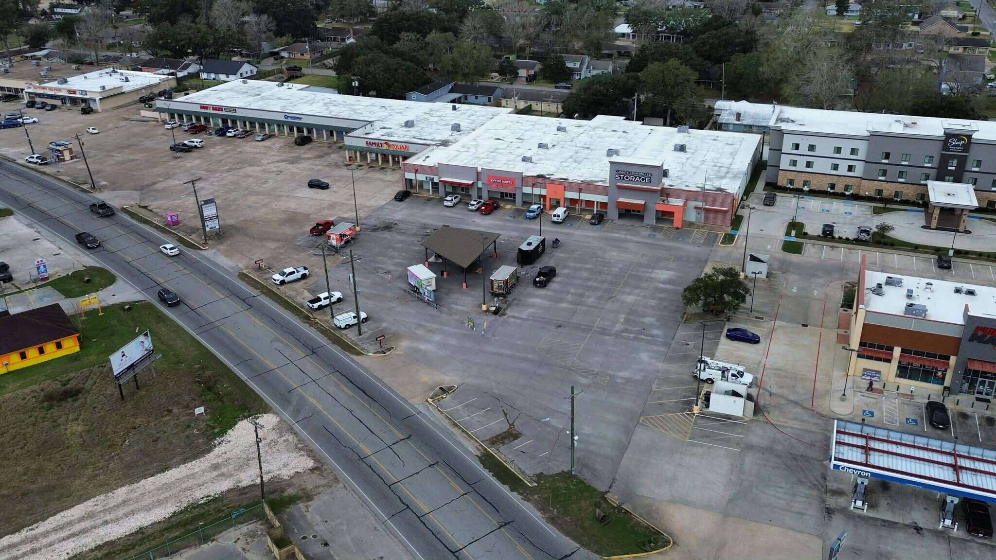 1021 Main St, Liberty, TX à vendre Photo principale- Image 1 de 3