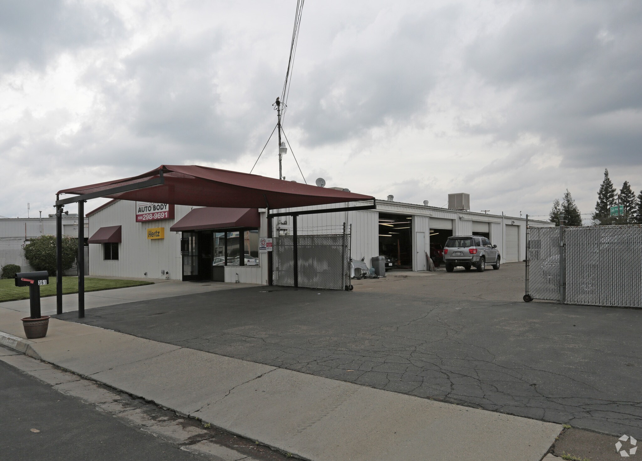 361 N Minnewawa Ave, Clovis, CA for sale Primary Photo- Image 1 of 14